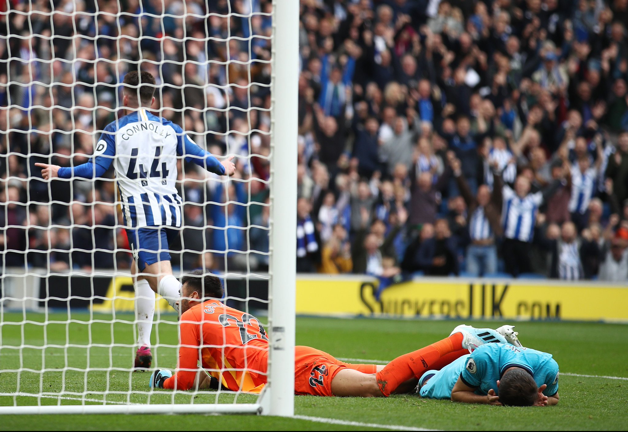 上有着严格 上有着严格